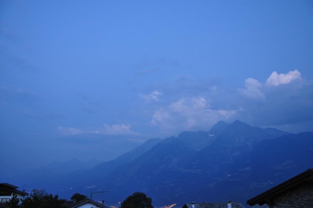 Apartament Le Foyer De La Ferme Aosta Zewnętrze zdjęcie