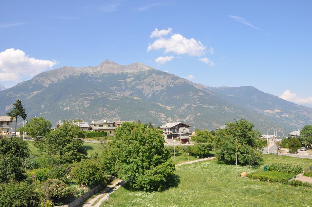Apartament Le Foyer De La Ferme Aosta Zewnętrze zdjęcie