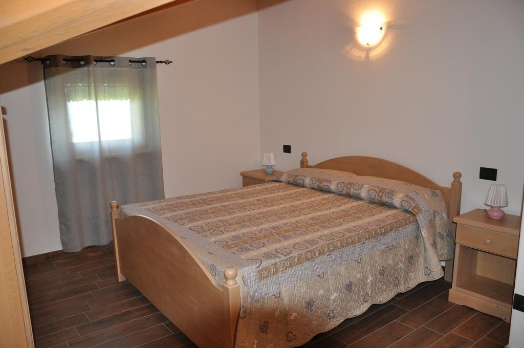 Apartament Le Foyer De La Ferme Aosta Pokój zdjęcie