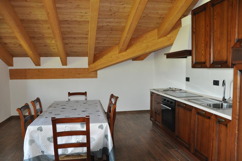 Apartament Le Foyer De La Ferme Aosta Pokój zdjęcie